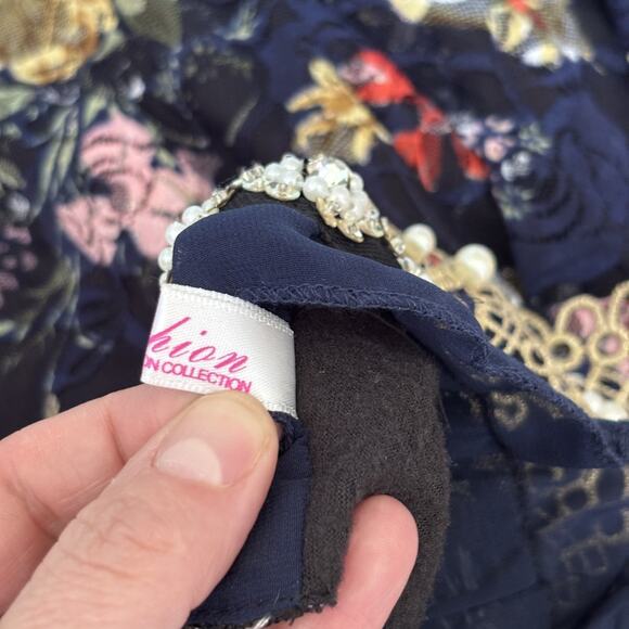 Lace‎ Blouse Medium Pearls Butterflys Gold Crochet Maximalist Victorian Coquette - Picture 13 of 14